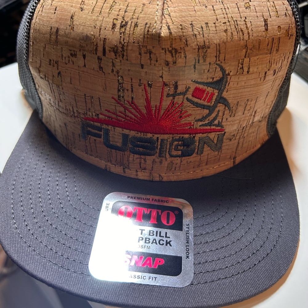 Fusion flat bill snap back hat